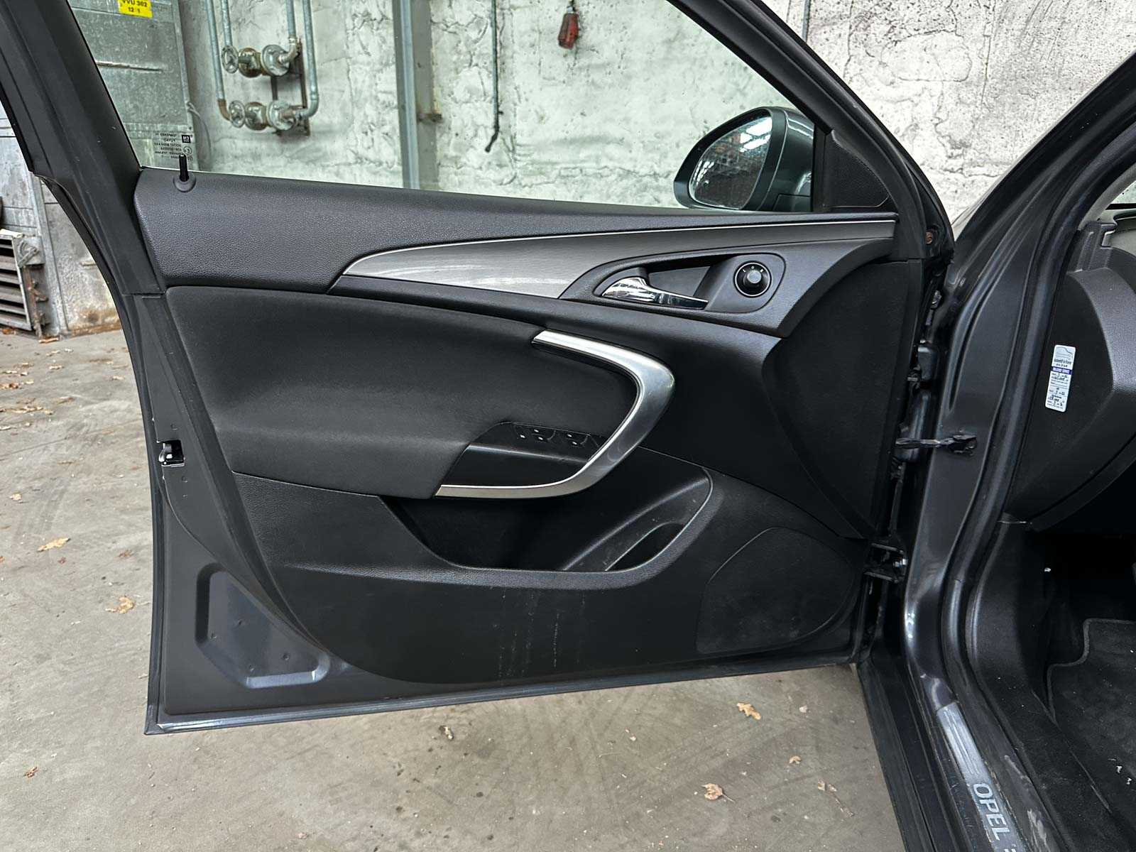 Opel Insignia 1.6 T Edition 179pk 2010 (Origineel-NL), 45-NJT-2