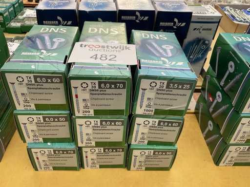 9 dozen spaanplaatschroeven