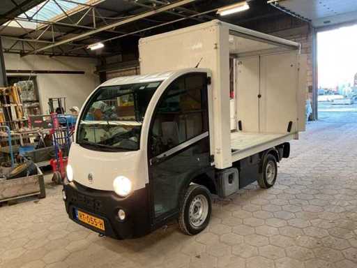 2002 Mega Commercial Vehicle