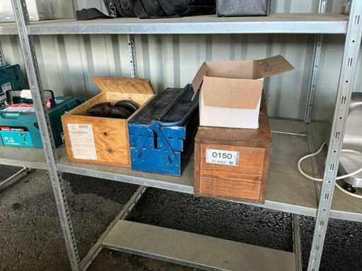 Bundle of hand tools