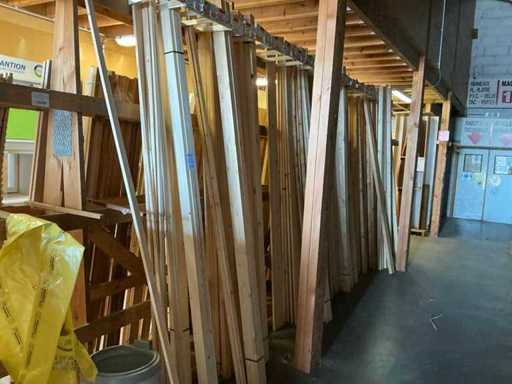 Série de diverses lattes en bois