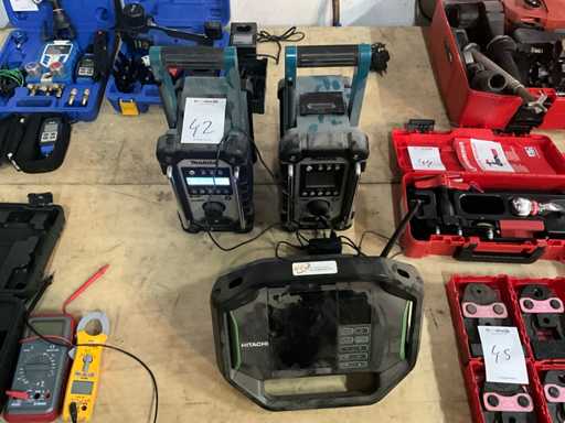 2020 Makita DMR110 Radio budowlane