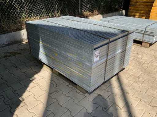 Stalowa podłoga z listwami 1400x880mm (19x)
