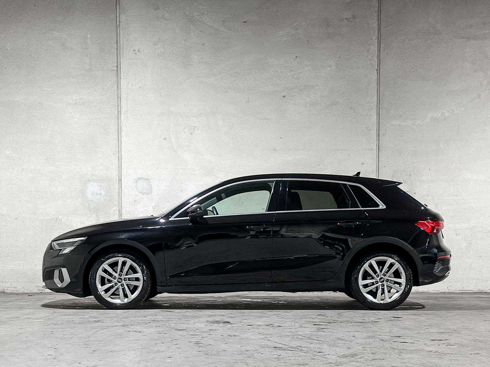 Audi A3 Sportback 30 TFSI S tronic Advanced Edition 5D 110pk 2022 (Origineel-NL), P-268-BP