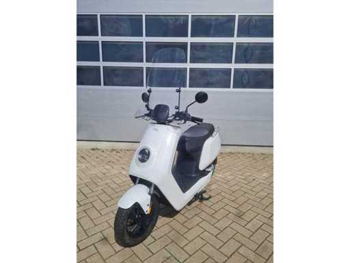 Niu – Roller – N1S – E-Roller – DVT-75-X