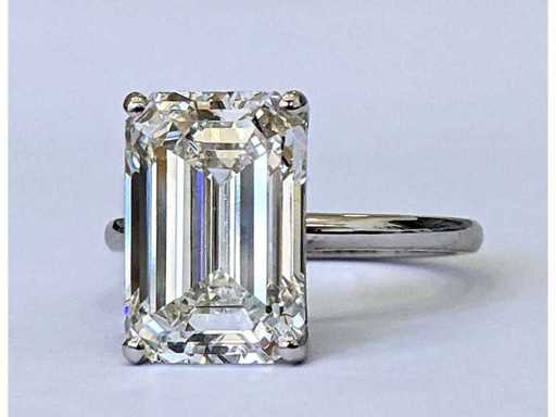 Inel din aur alb de 14 kt cu diamant 5,09 ct