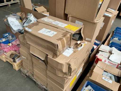 Batch of ventilation, heating and installation materials