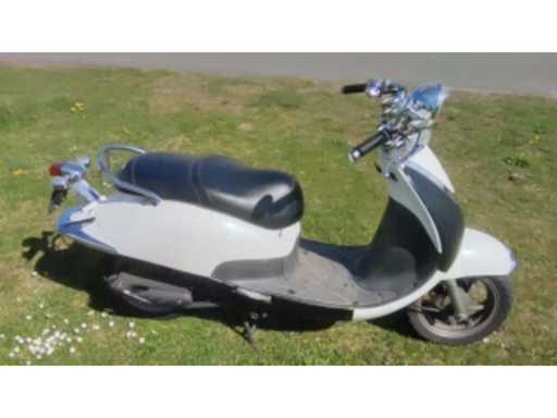 ae83653e-1ed2-4a1f-b887-a4d21023cb61.mp4