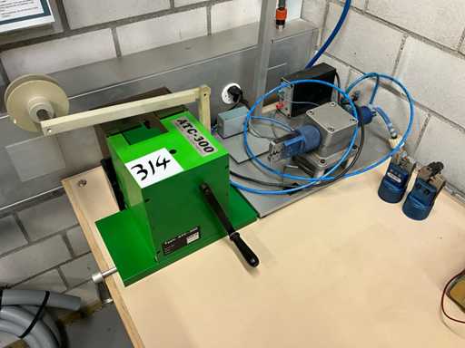 cable crimping machine