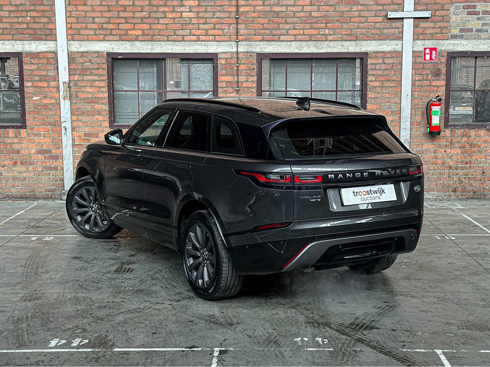 Land Rover Range Rover Velar 2.0 I4 AWD R-Dynamic SE 241pk 2017 (Origineel-NL), PX-296-F