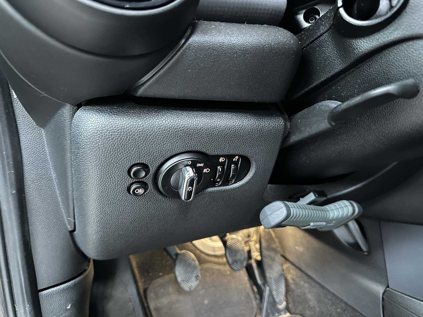 Mini Cooper 1.5 Business 136pk 2016 (Origineel-NL), KR-270-J