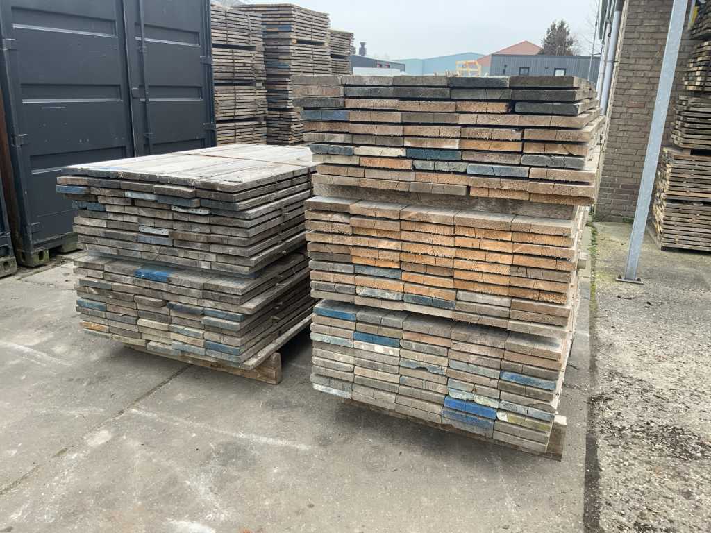 Batch of Scaffolding planks (approx. 250 pieces)
