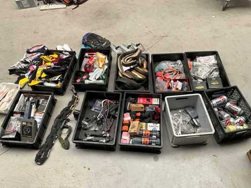Partij fietsonderdelen en accessoires