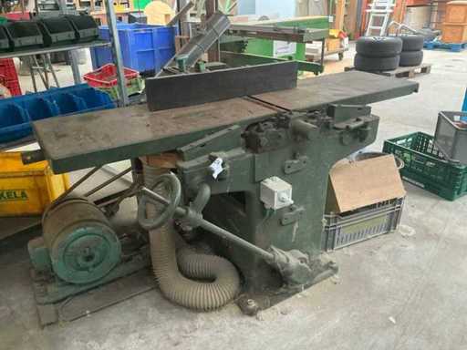 Raboteuse à table à cochon