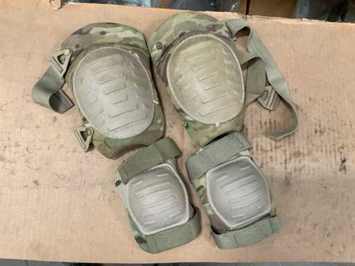 Ensemble genouillères et coudières