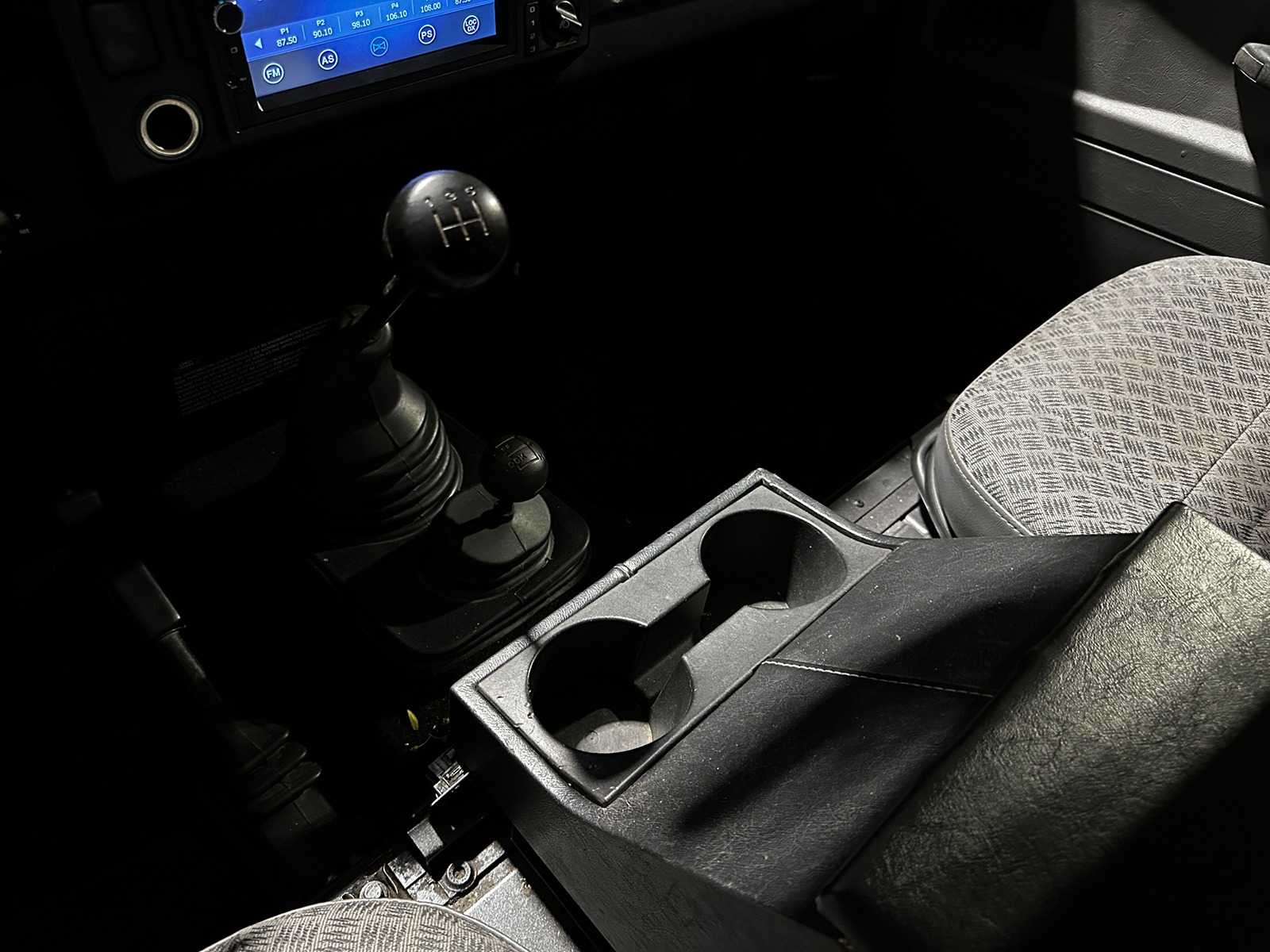 Land Rover Defender 2.5 TS5 110 SW S 122pk 2003, JRZ-71-L Youngtimer