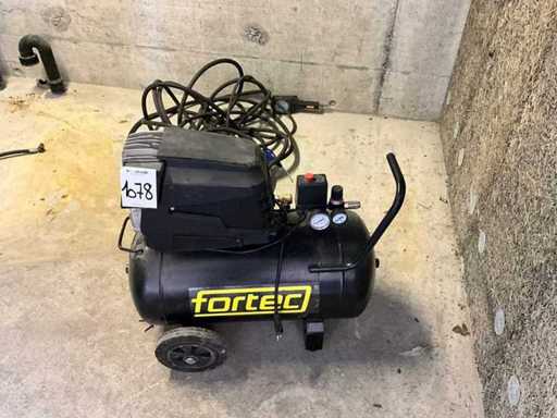 Fortec Air Compressor with Hose