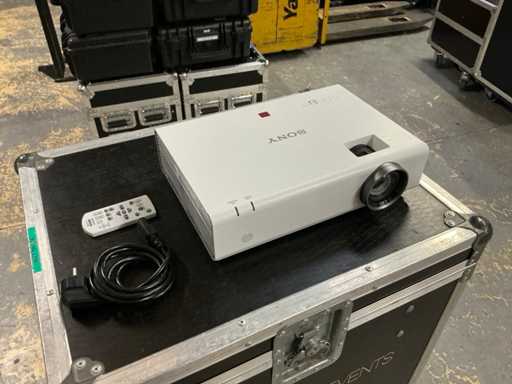 Proiector Sony VPL-EW295