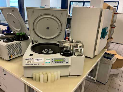 EPPENDORF 5810 R Refrigerated Centrifuge