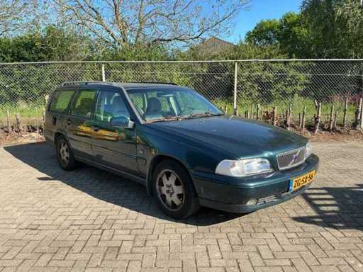 Volvo V70 2.5 "Automat" Sports-Line "LPG" ZG-SX-56