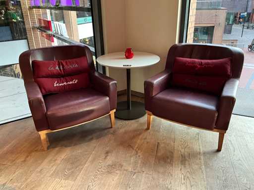 Hutten - Bistrotafel met 2 fauteuils