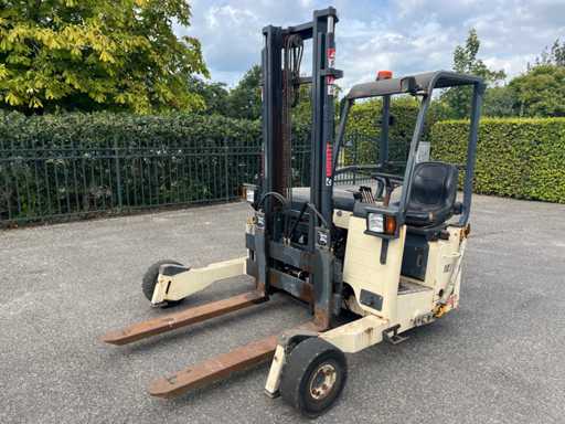 Moffett - 2011 - M4 20.3 - Lkw-montierter Gabelstapler