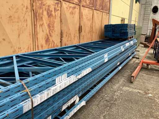 Scaffalatura per pallet smontata