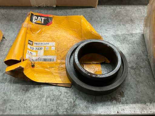 CAT 1U-743p Installer
