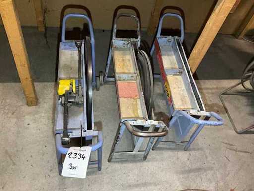 1 attrezzo di cinghitura 3 carrelli