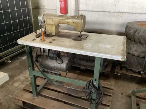 NECCHI Macchina da cucire