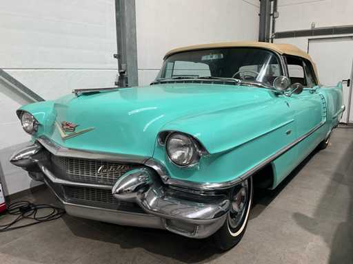 Cadillac - Series 62 - Convertible - Classic car