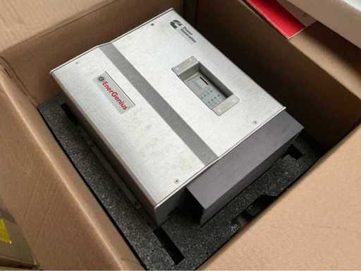 Ładowarka baterii Cummins Power Generation NRG222-20HCLSC (3x)