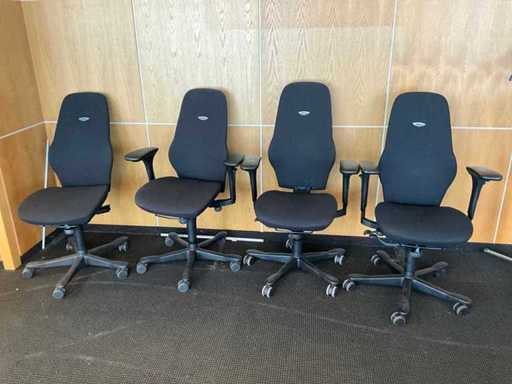 Chaise de bureau Kinnarps (4 fois)