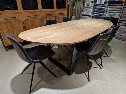 Table intérieure en chêne Castle-Line 228 x 98 cm Forme de bloc naturel