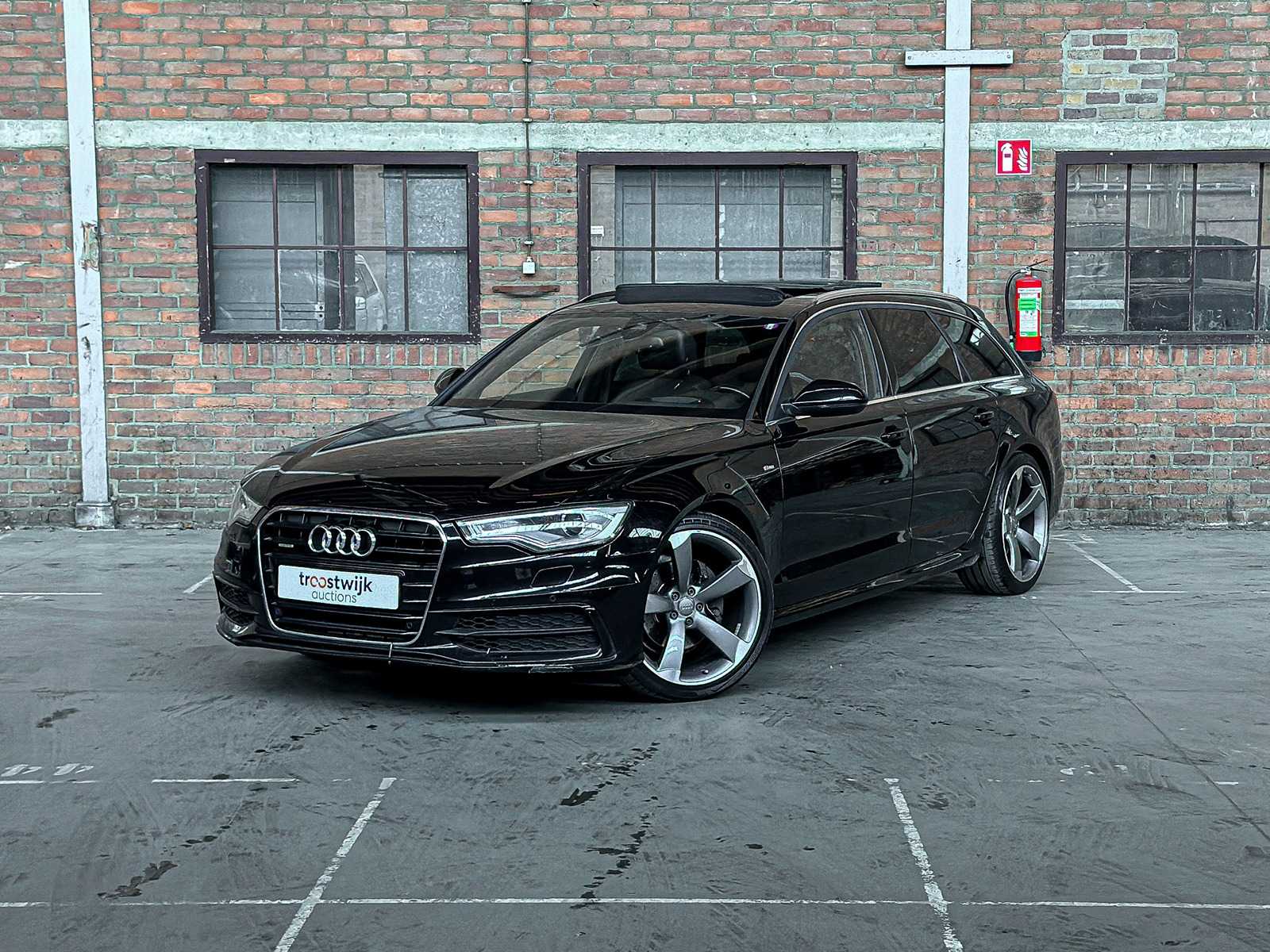 Audi A6 Avant 3.0 TDI V6 Quattro Sport Edition C7 S-Line 204pk 2014, N-433-HK