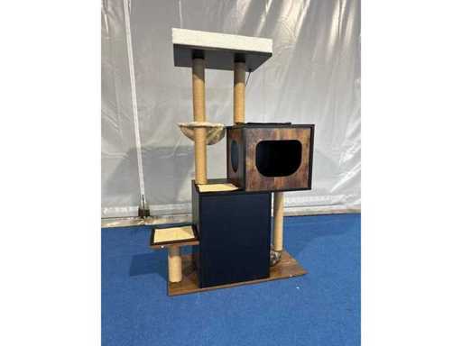 MaxxPet – drewniane meble z drzewka dla kota