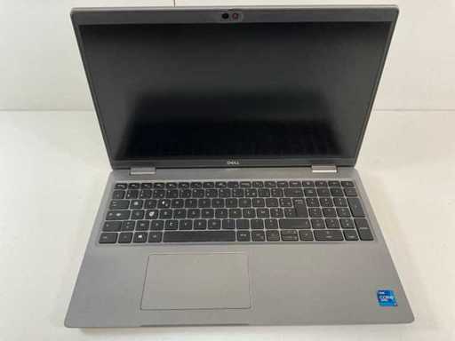 Dell Latitude 5520 15,6", Core(TM) i7 11. generacji, 16 GB RAM, 512 GB NVMe Laptop