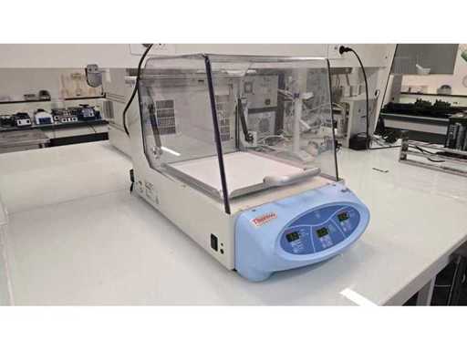 THERMO - SHKE4450CC-1CE - Incubatore Oscillatore Orbitale da banco