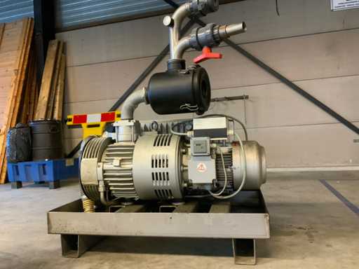 Busch RA 0160 D 561 QLXX R5 Pompe à vide