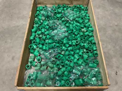 Batch of PP-R(CT) fittings