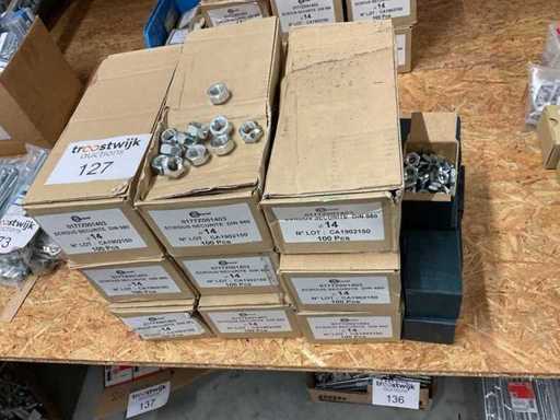 900 dadi M 14 e 600 dadi M 10