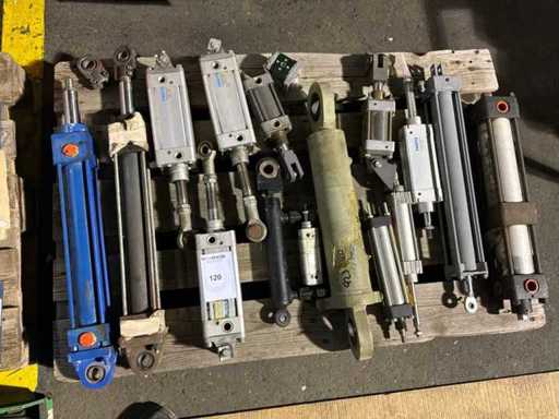 Cylindres variés (15x)