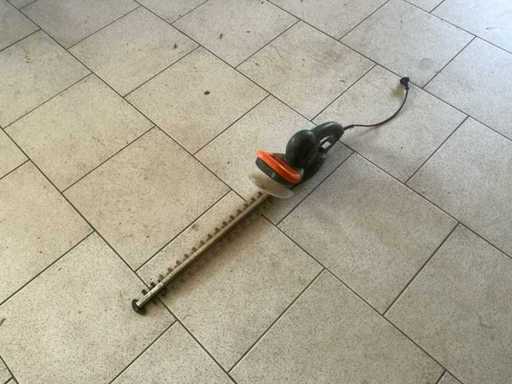 Taille-haies