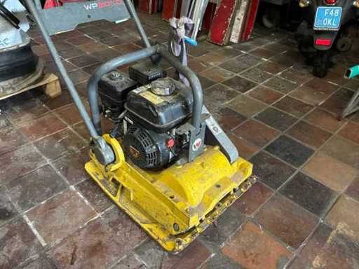 Compacteur de plaques Wacker WP2050A 2010