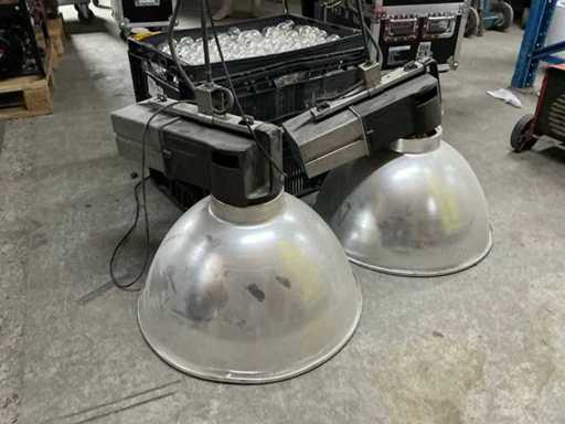 Lampes suspendues et LED PHILIPS