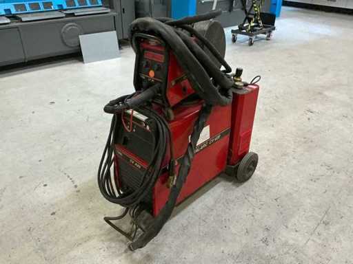 Lincoln Idealarc CV420 MIG welding machine