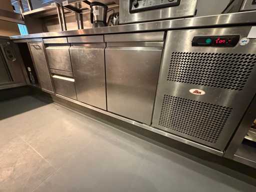 Ilsa TMMG 3009 Stalowy Chłodzony Warsztat