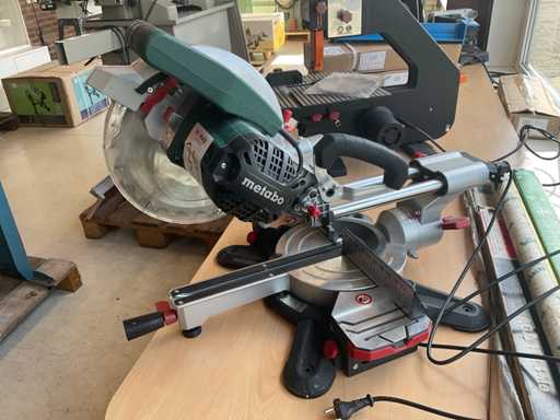 Metabo KGS254 Radial-Gehrungssäge