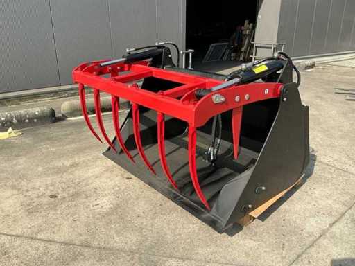 QM631402 High Tip Pelican Bucket