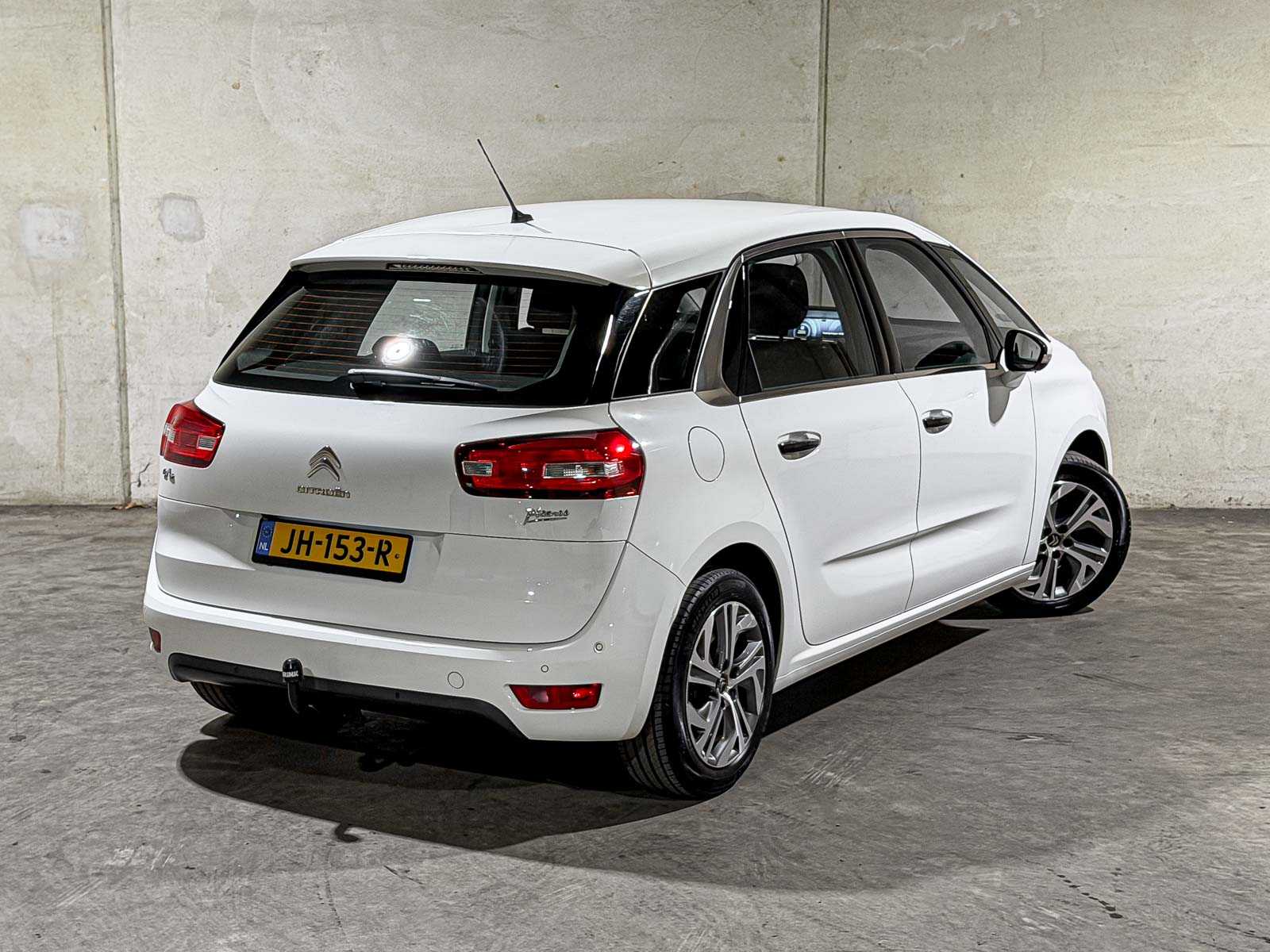Citroen C4 Picasso 1.2 PureTech Selection 131pk 2015, JH-153-R